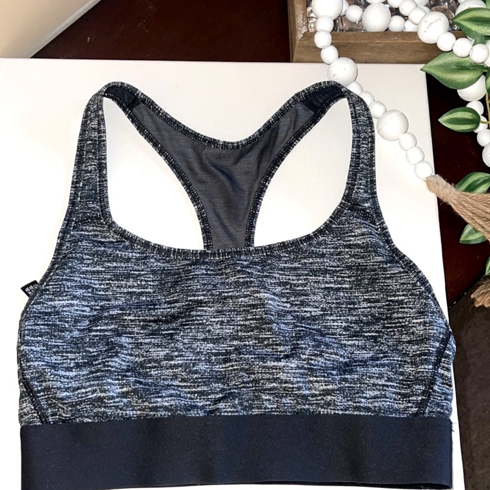 Vs sports bra like new